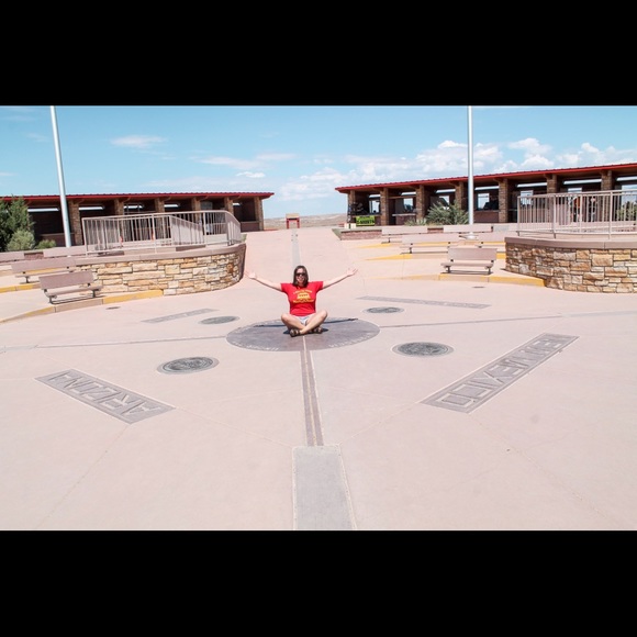 Meet your Posher, Jennifer - Picture 4 of 4